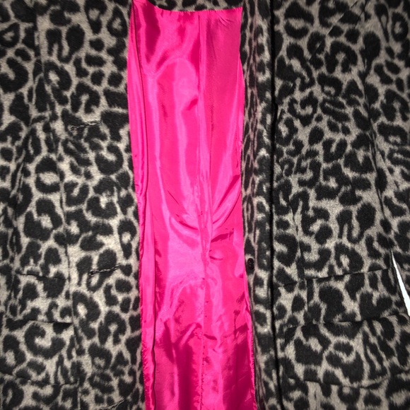 Coat - Picture 2 of 2